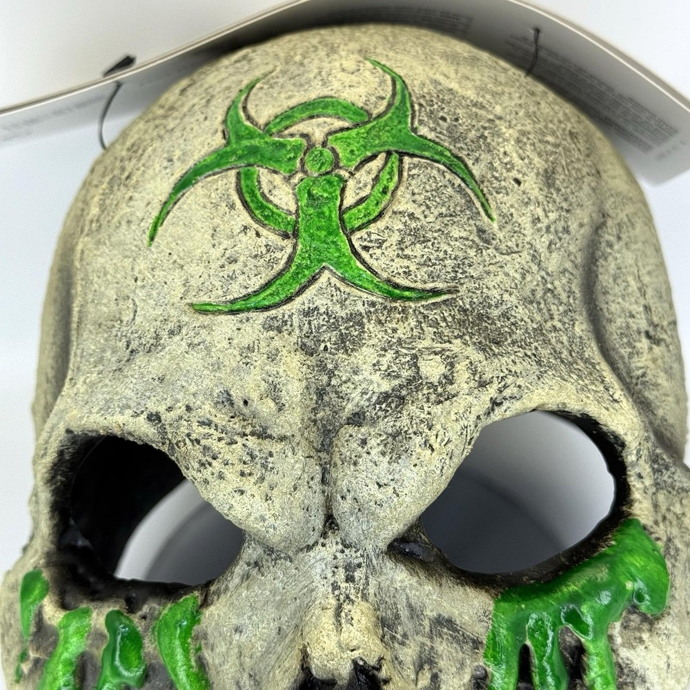 Radioactive Skull Mask Glow Black Light Biohazard Zombie Latex Halloween NWT‎ - Picture 4 of 9